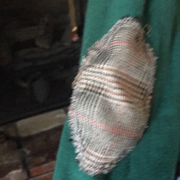 Moody’s medium top - Picture 3 of 5